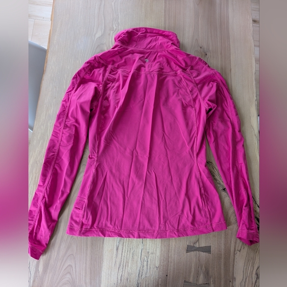 Lululemon Run Trail Tech Pullover Size 6 Raspberry - Picture 3 of 5